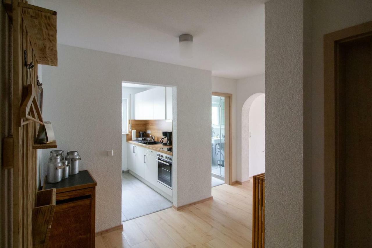 Schoene Und Helle Ferienwohnung In Pfaffenweiler Villingen-Schwenningen Luaran gambar